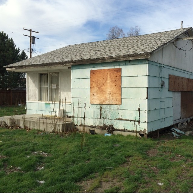 Richland prefab house in need of repair